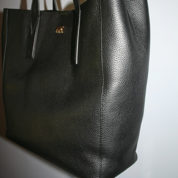 MICHAEL KORS JUNIE LARGE TOTE BLACK LEATHER - Picture 2 of 6